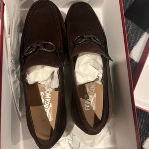 Salvatore Ferragamo Men’s Rolo brown suede Loafer size 9 EE